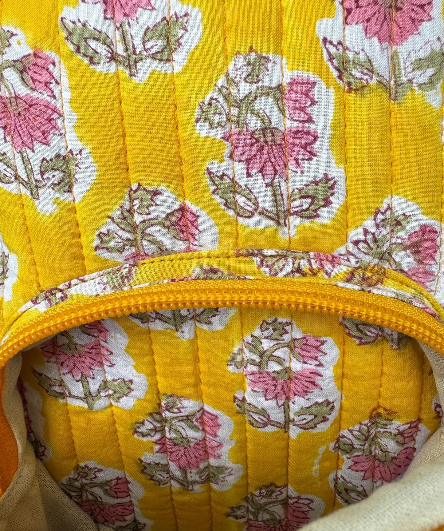 House%20of%20Mulmul%20-%20Backpack%20(6).jpeg