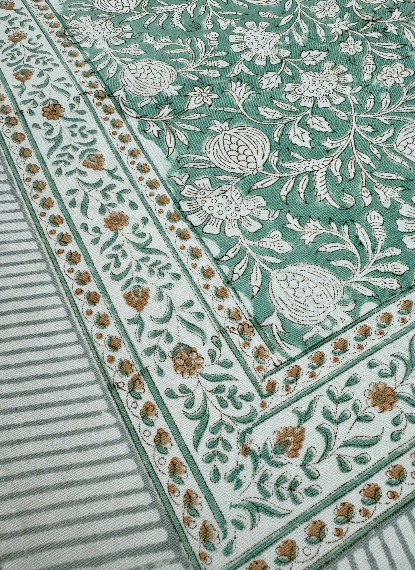 House%20of%20Mulmul%20-%20Cotton%20Table%20Cloth%20(154).jpeg