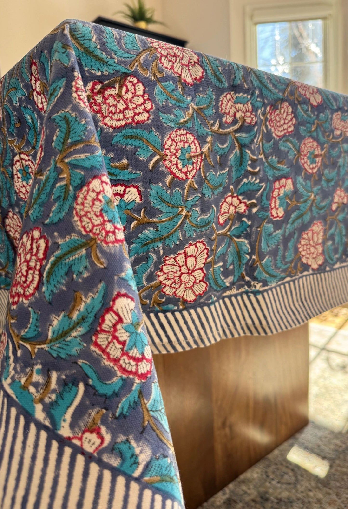 House%20of%20Mulmul%20-%20Cotton%20Table%20Cloth%20(21).jpeg