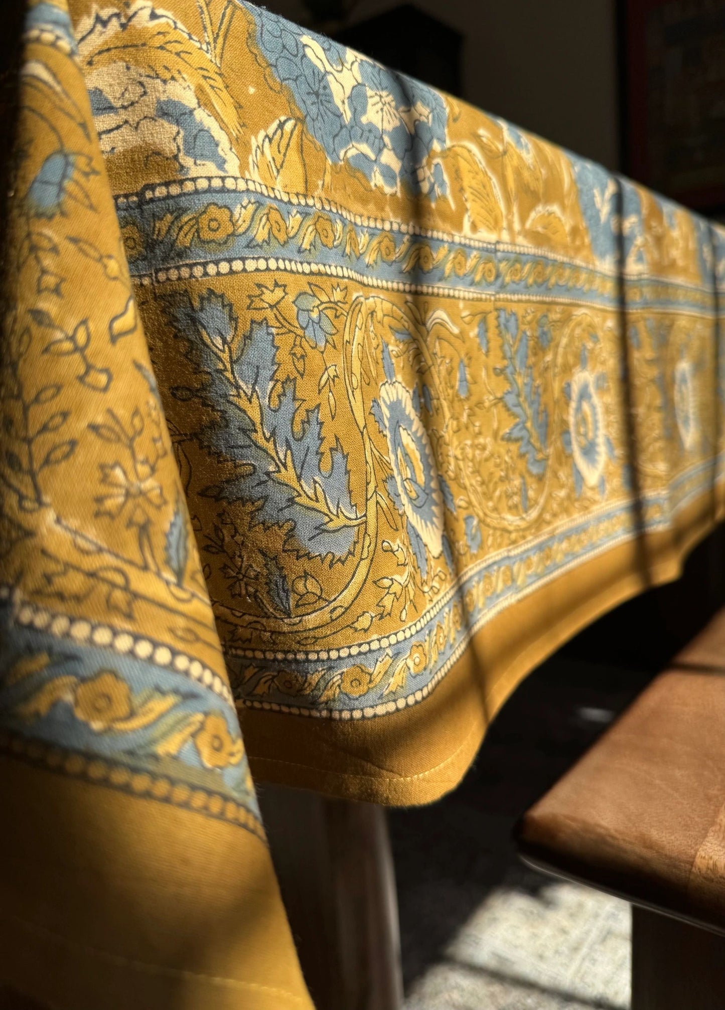 House%20of%20Mulmul%20-%20Cotton%20Table%20Cloth%20(32).jpeg