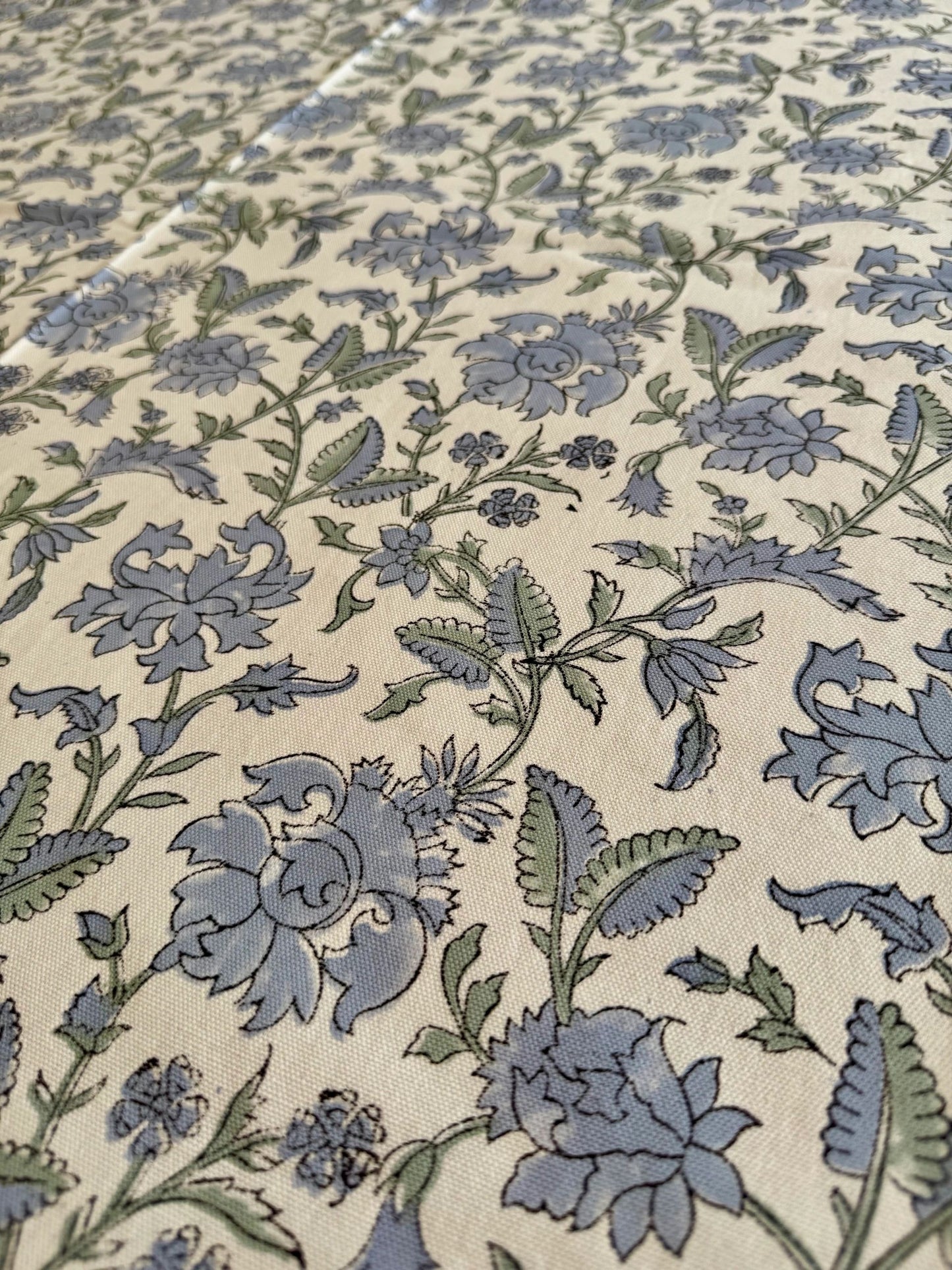 House%20of%20Mulmul%20-%20Cotton%20Table%20Cloth%20(46).jpeg