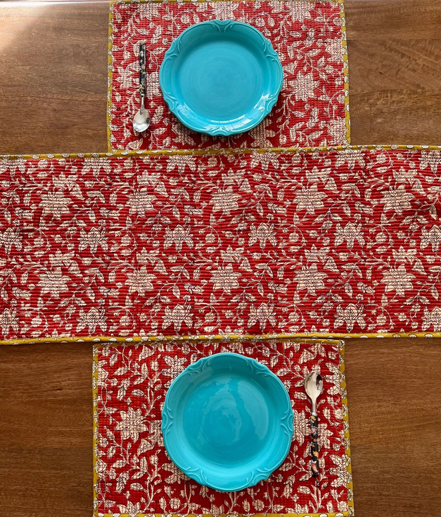 Table%20Runner%20and%20Mats%20(89).jpeg