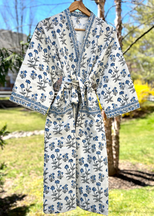 House of Mulmul - cotton bath robe. Floral patterned bathrobe with blue flowers.