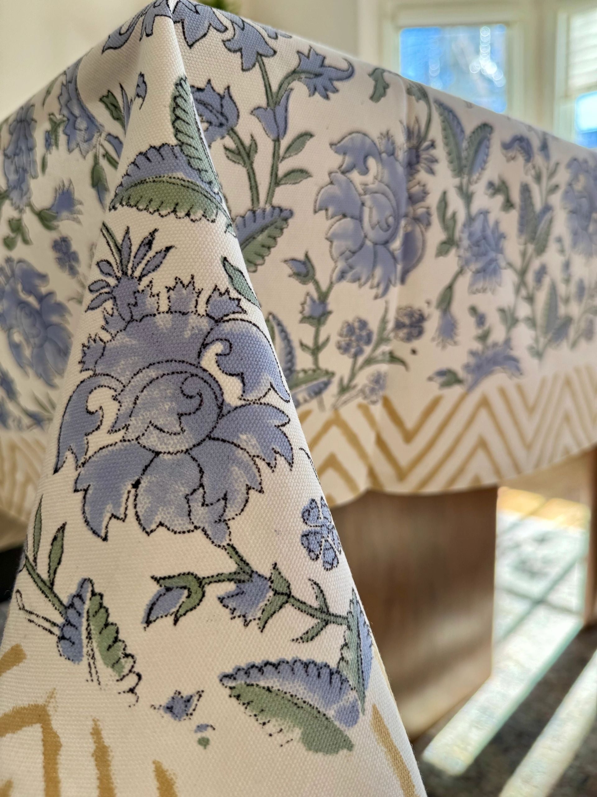 House%20of%20Mulmul%20-%20Cotton%20Table%20Cloth%20(48).jpeg