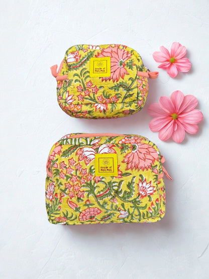 House%20of%20Mulmul%20-%20Travel%20Makeup%20pouch%20(10).png