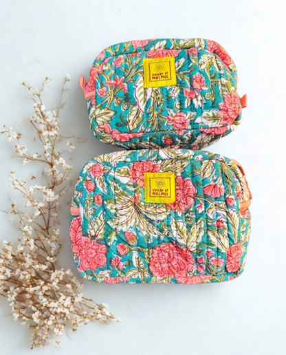 House%20of%20Mulmul%20-%20Travel%20Makeup%20pouch%20(5).png