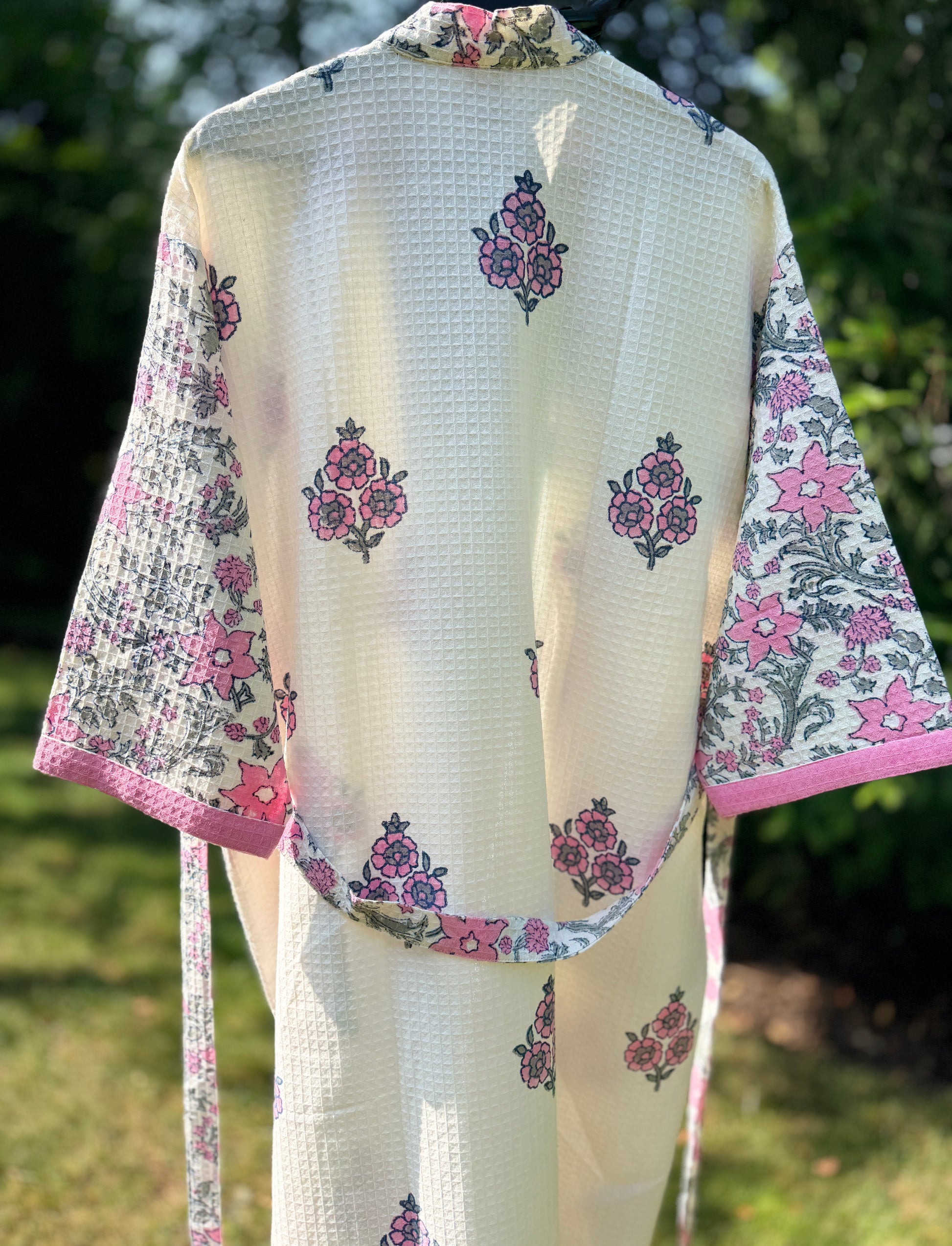 House of Mulmul - Blockprinted Cotton Bathrobe. Pink White Green Grey. Indian print cotton bathrobe. Floral Bathrobe.