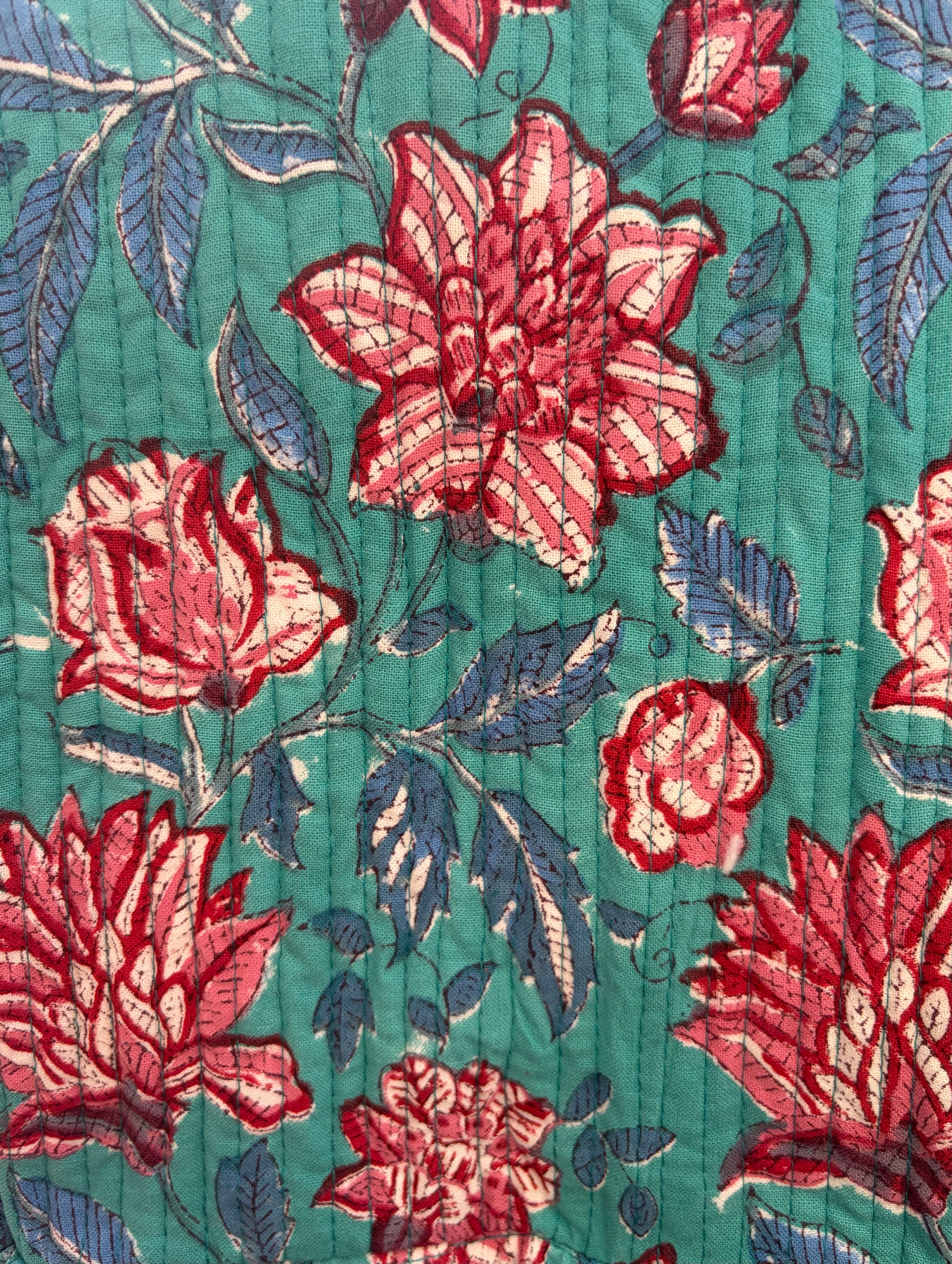 House of Mulmul - Blockprinted Cotton Duffle Bag Weekender Bag. Floral pattern with red flowers on a teal background