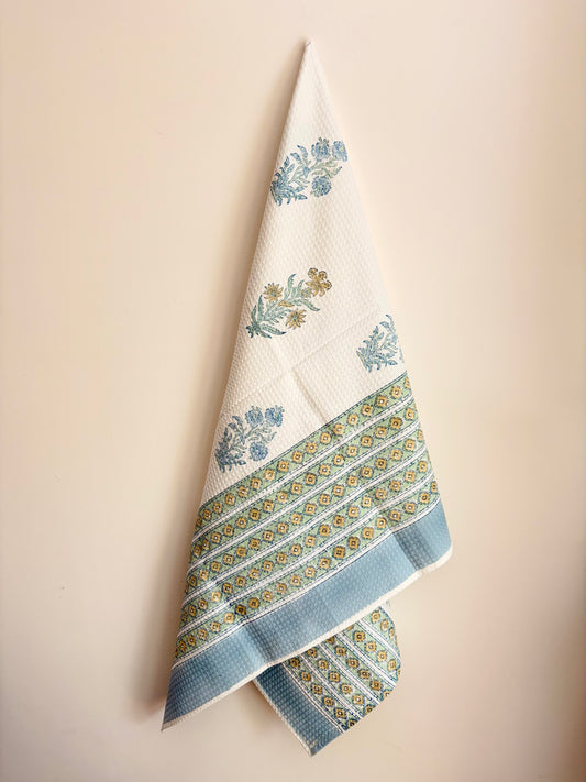 House of Mulmul - Cotton Bath Towel. Decorative towel with floral pattern on a beige background