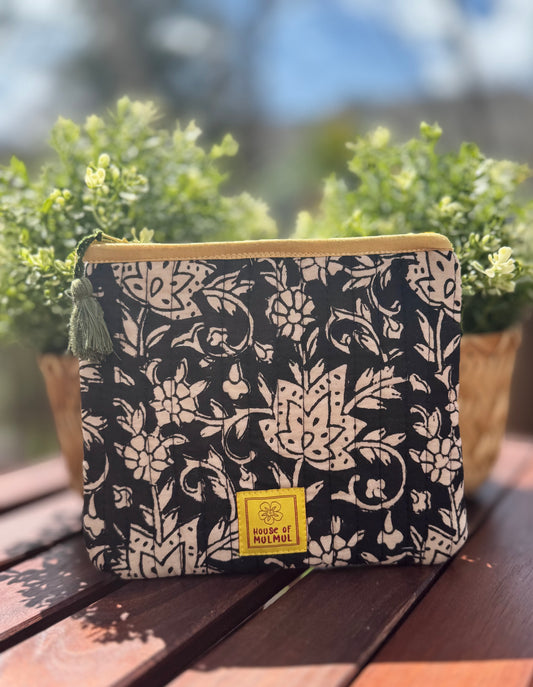 Block print Flat zip pouch - Quilted travel pouch - Passport pouch - Black Beige