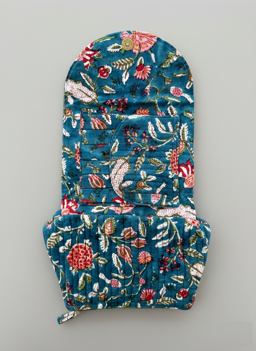 House of Mulmul - Quilted Foldable Travel Makeup pouch. Floral patterned cotton makeup bag, foldable