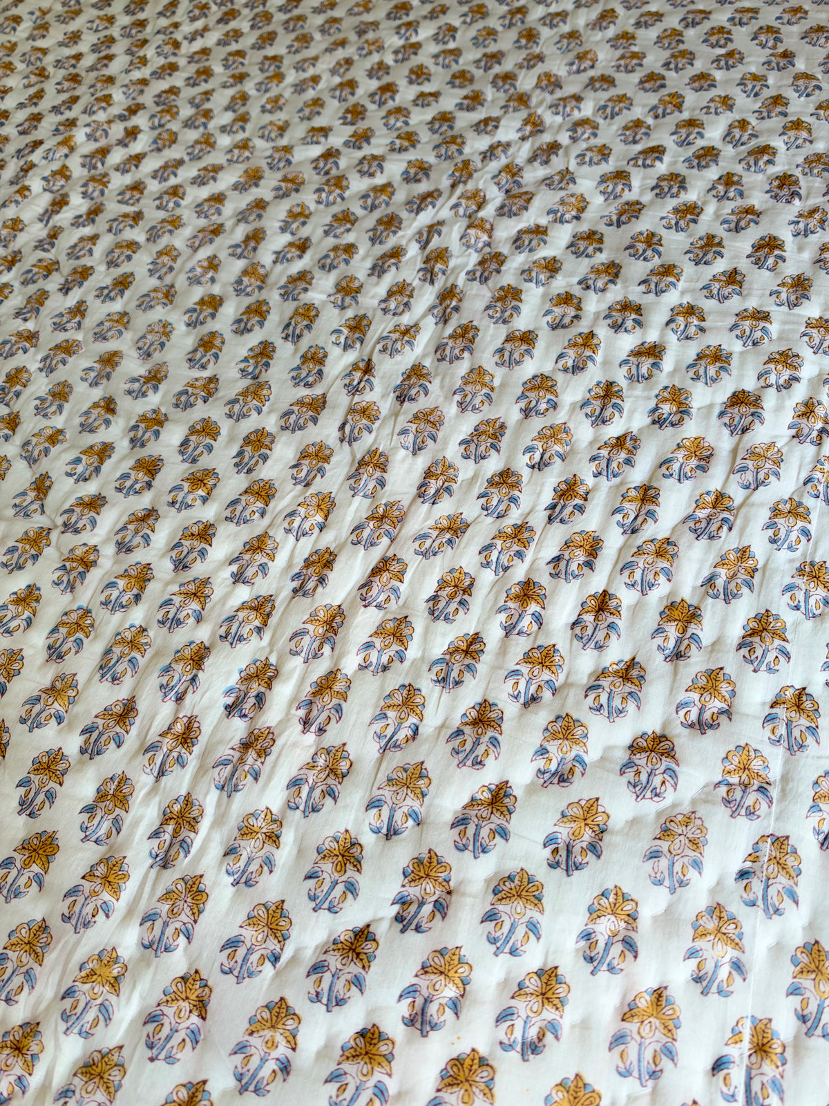 Zaffre & Gold - Blockprinted Reversible All Season Cotton Twin-Single Quilt - Blue Yellow White