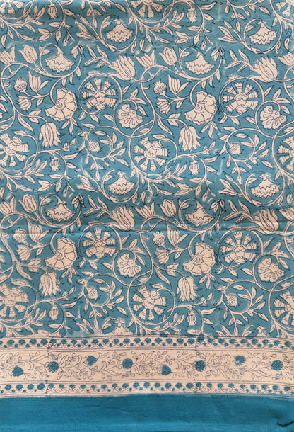 House of Mulmul - Blockprinted Cotton Table Cloth. Blue cotton tablecloth with intricate white floral pattern