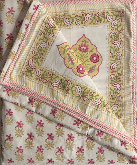 House of Mulmul - Coverlet Dohar, cotton blanket, muslin blanket, mulmul dohar. Cotton Summer Quilt. Queen Size. Decorative fabric with floral patterns and embroidery