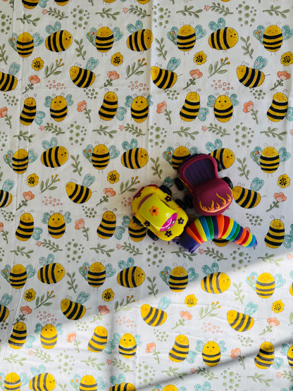 Block Print Cotton Reversible Coverlet - Kids (Bee Garden)