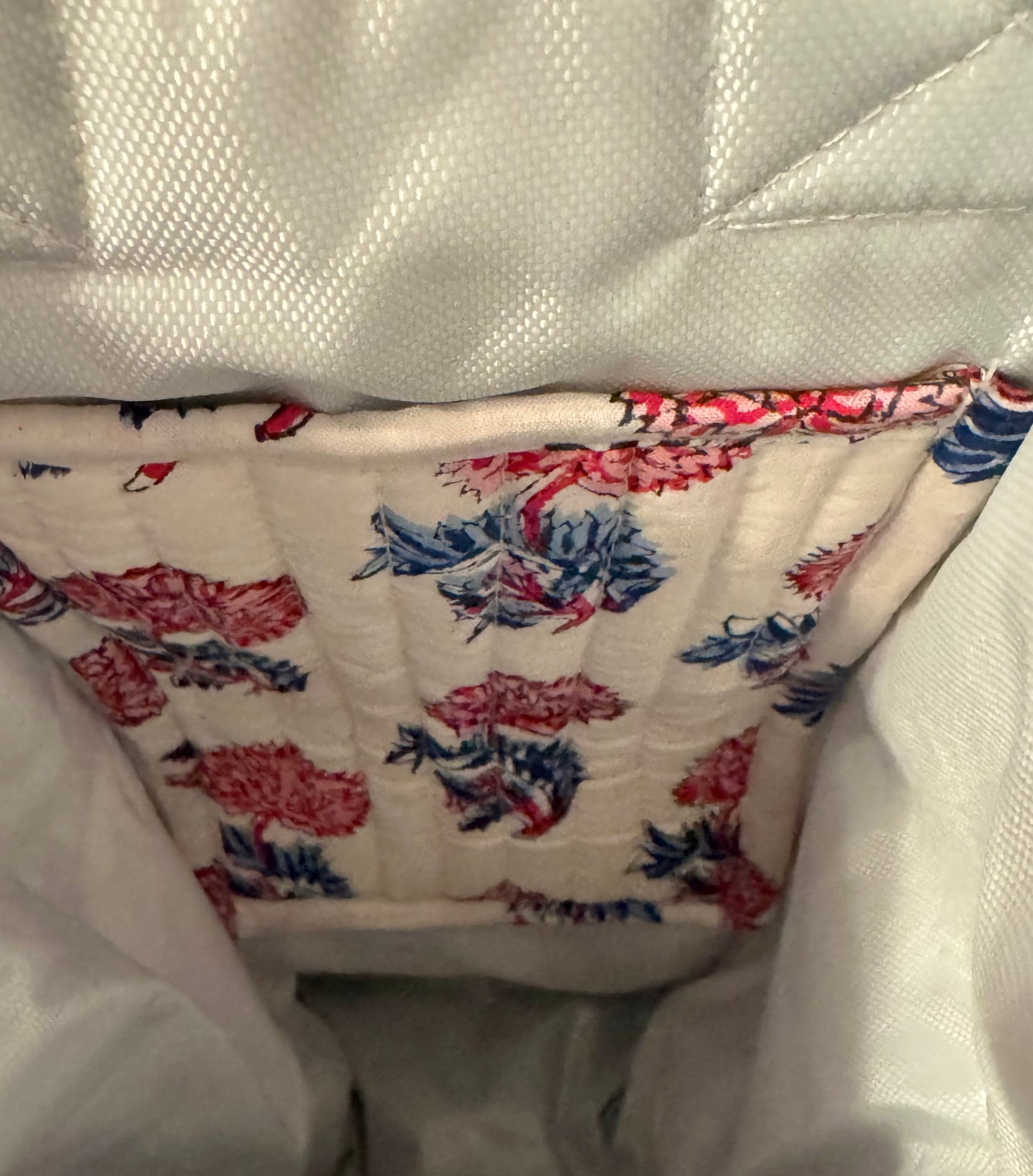 House of Mulmul - Quilted Wine Tote Bag. Floral-patterned pocket in a wine bag.
