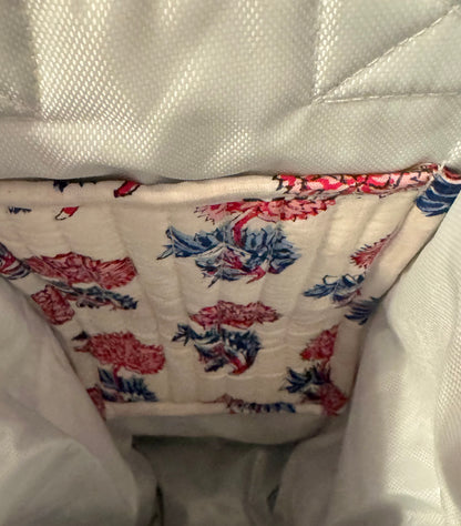 House of Mulmul - Quilted Wine Tote Bag. Floral-patterned pocket in a wine bag.