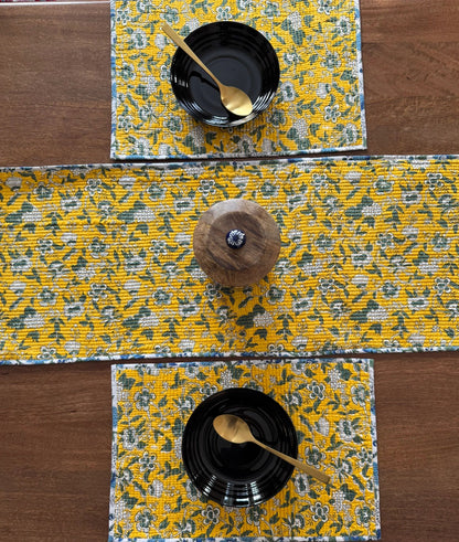 Table%20Runner%20and%20Mats%20(3).jpeg